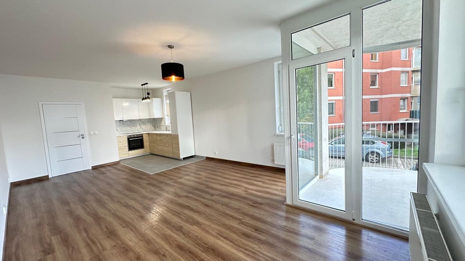 2 bedroom with open-plan kitchen flat to rent, 85 m², Pastevců, Prague, Prague 2 bedroom with open-plan kitchen flat to rent, 85 m², Pastevců, Prague, Prague