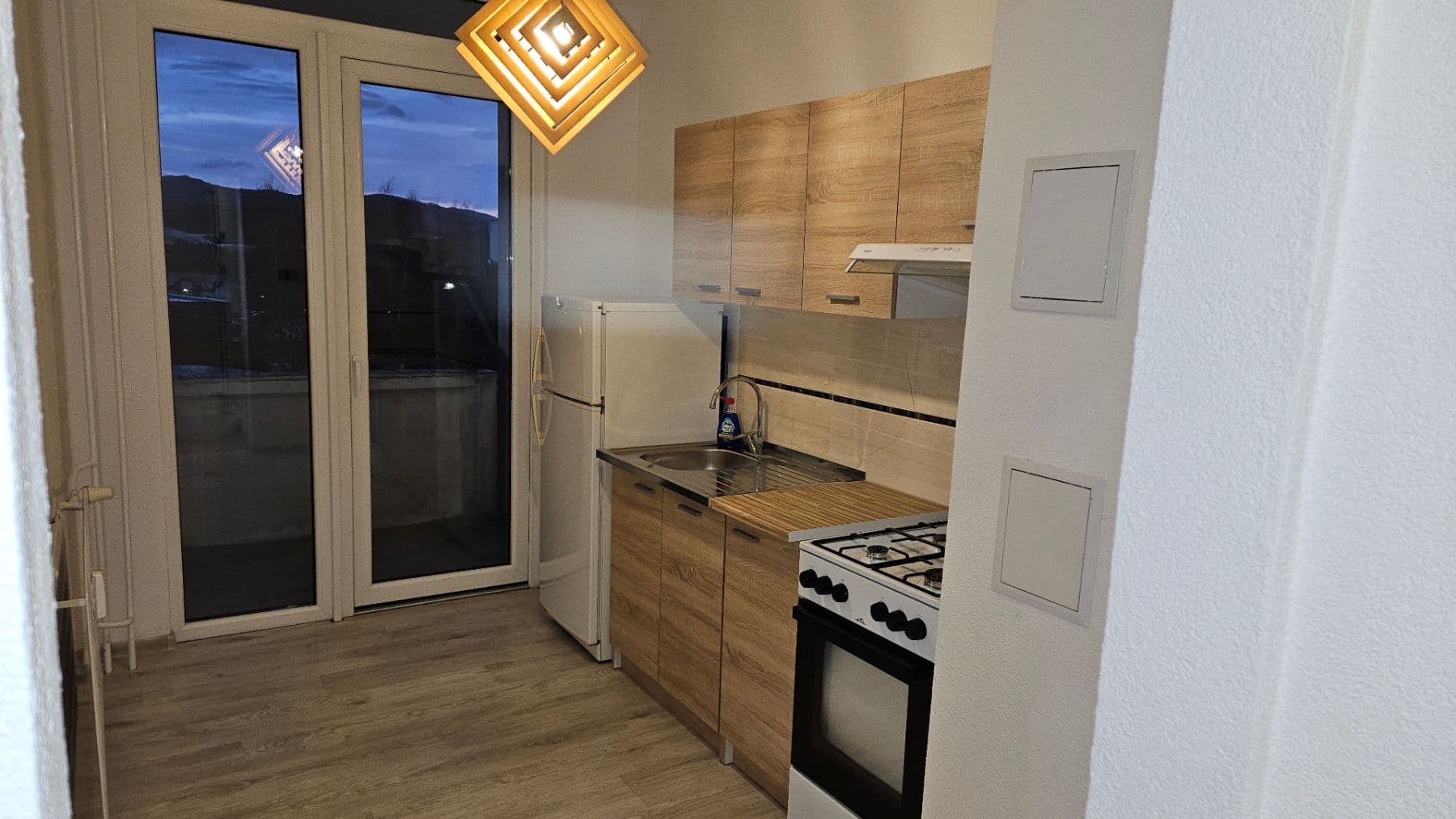 2 bedroom flat to rent, 48 m², Helenská, Považská Bystrica, Trenčiansky Region 2 bedroom flat to rent, 48 m², Helenská, Považská Bystrica, Trenčiansky Region