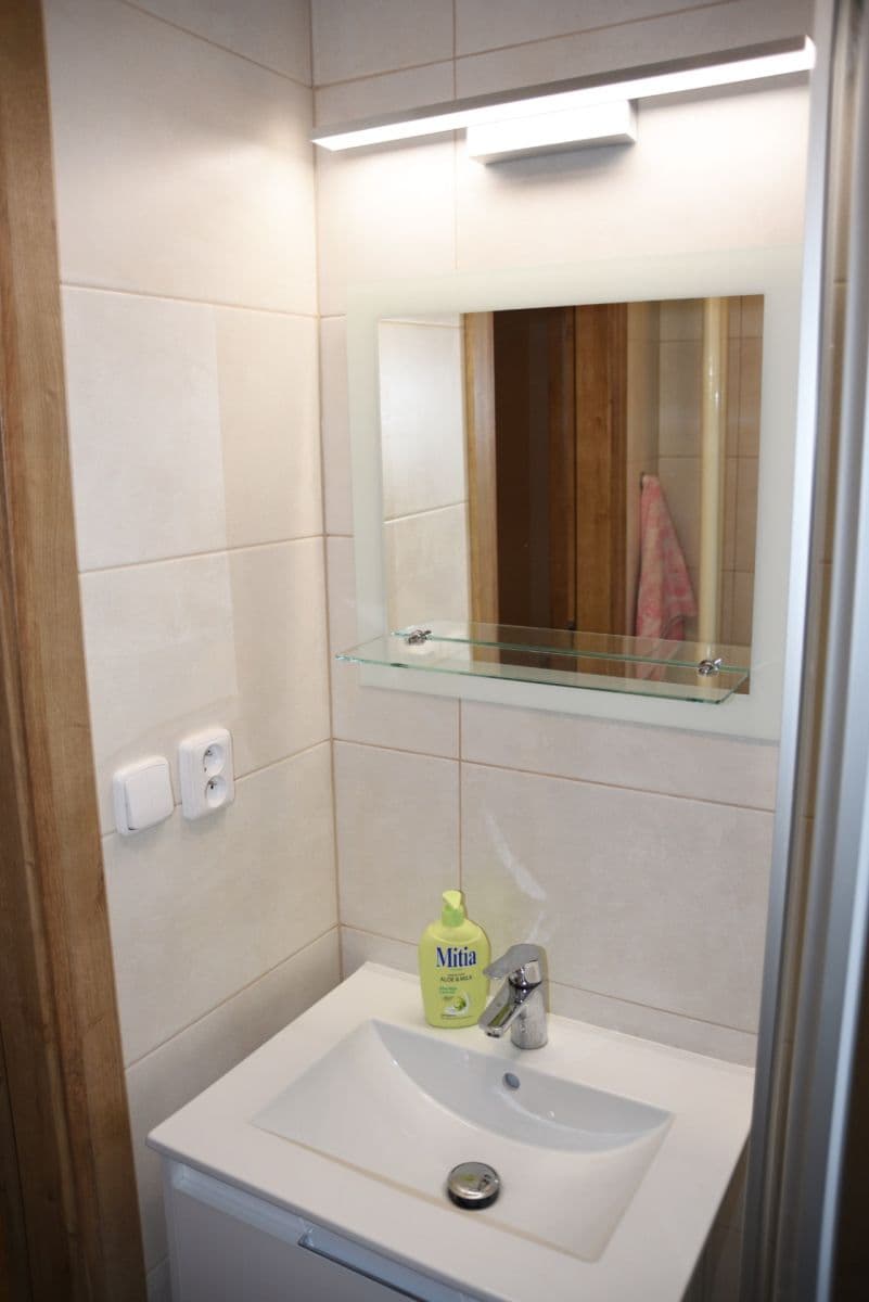 4 bedroom flat to rent, 75 m², Nad Olšinami, Prague, Prague 4 bedroom flat to rent, 75 m², Nad Olšinami, Prague, Prague