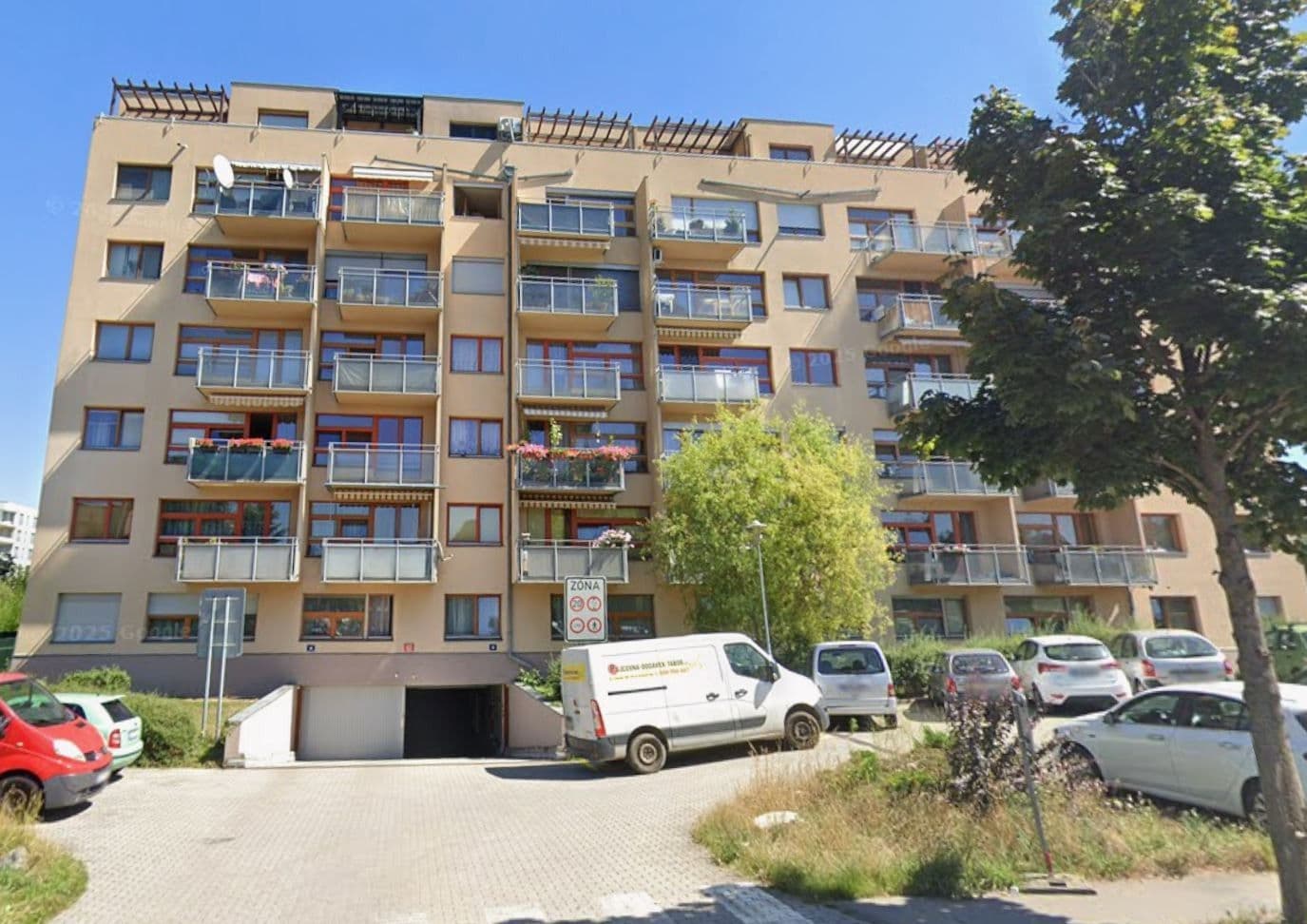 garage to rent, 12 m², Štěpařská, Prague, Prague garage to rent, 12 m², Štěpařská, Prague, Prague