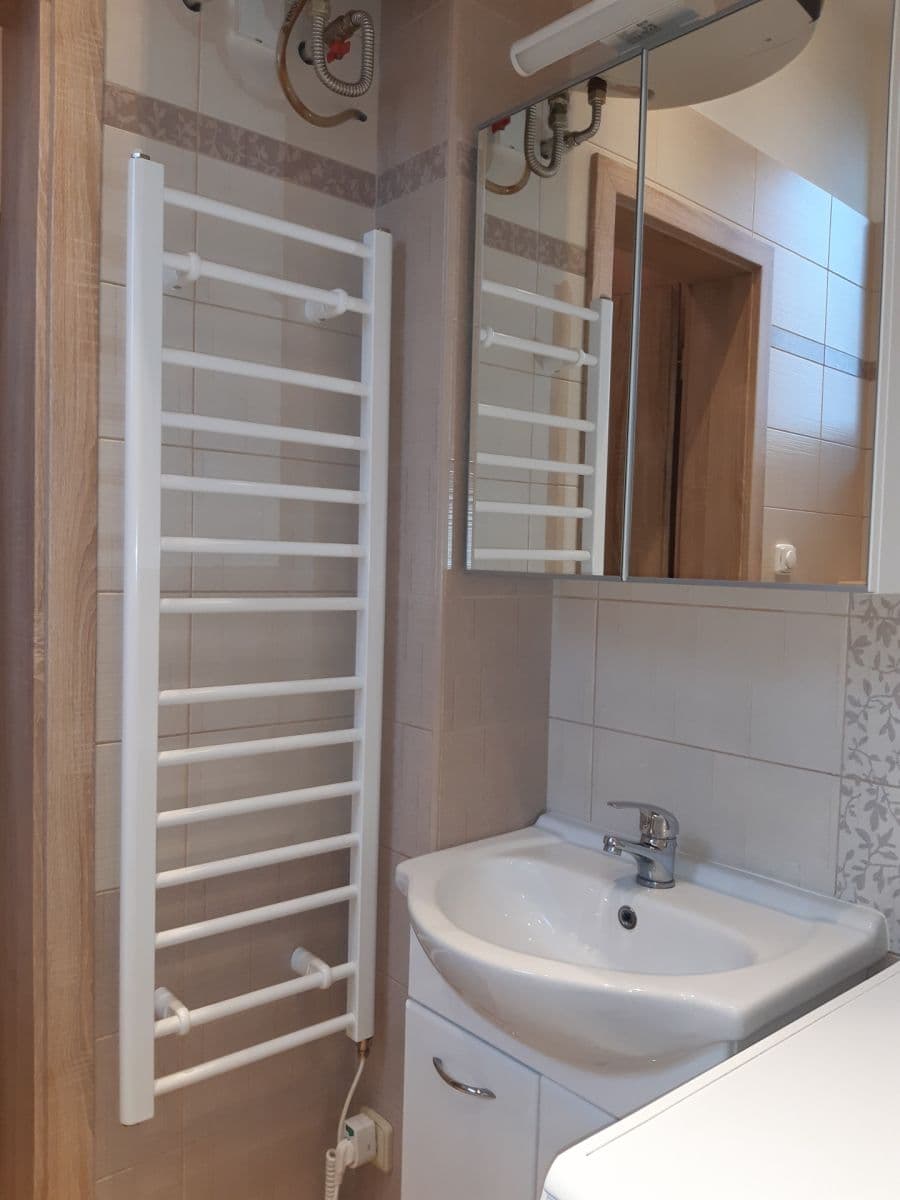 Studio flat to rent, 28 m², Plzeňská, Králův Dvůr, Středočeský Region Studio flat to rent, 28 m², Plzeňská, Králův Dvůr, Středočeský Region