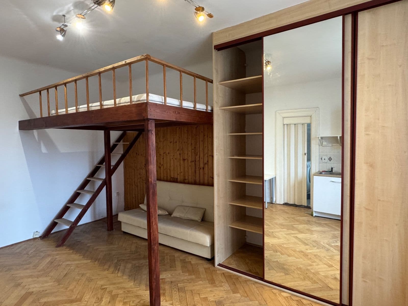 Studio flat for sale, 31 m², Tovární, Prague, Prague Studio flat for sale, 31 m², Tovární, Prague, Prague