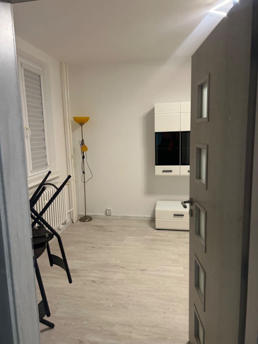 2 bedroom flat to rent, 65 m², V křovinách, Olomouc, Olomoucký Region 2 bedroom flat to rent, 65 m², V křovinách, Olomouc, Olomoucký Region