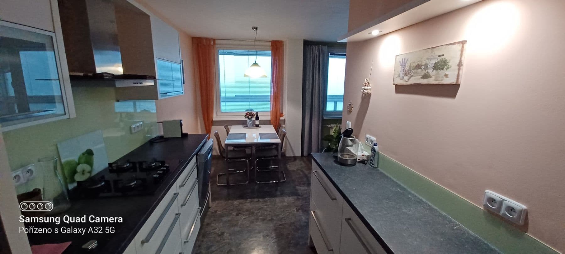 2 bedroom with open-plan kitchen flat to rent, 83 m², Píškova, Prague, Prague 2 bedroom with open-plan kitchen flat to rent, 83 m², Píškova, Prague, Prague