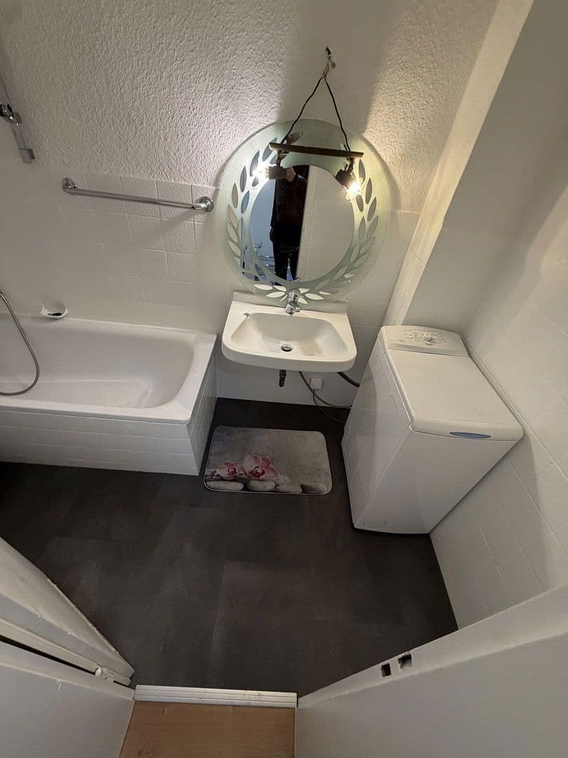 Studio flat to rent, 36 m², Silberstraße 4, Essen, North Rhine-Westphalia Studio flat to rent, 36 m², Silberstraße 4, Essen, North Rhine-Westphalia