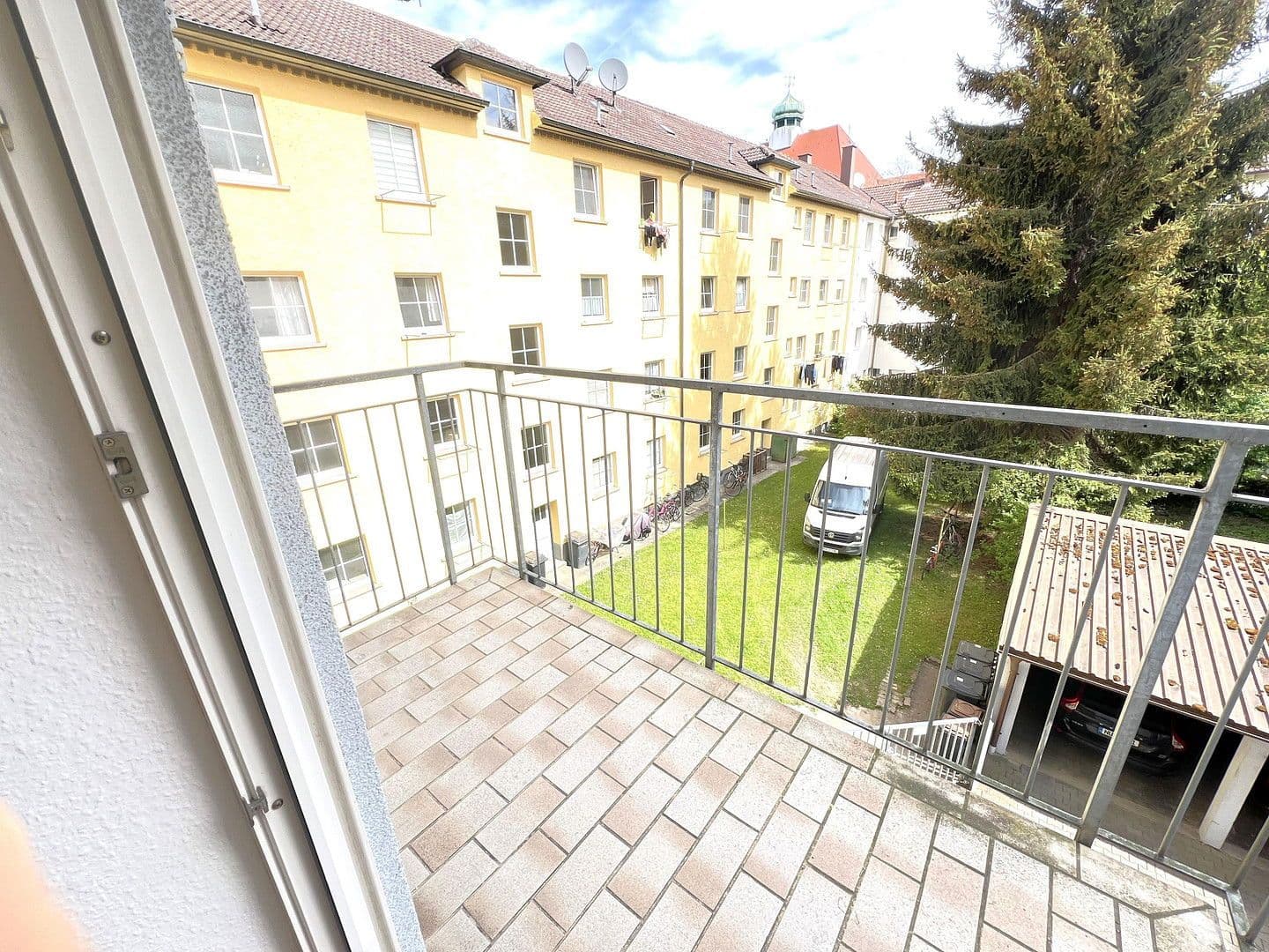 3 bedroom flat to rent, 60 m², Reuttier Straße 34/1, Neu-Ulm, Bavaria 3 bedroom flat to rent, 60 m², Reuttier Straße 34/1, Neu-Ulm, Bavaria