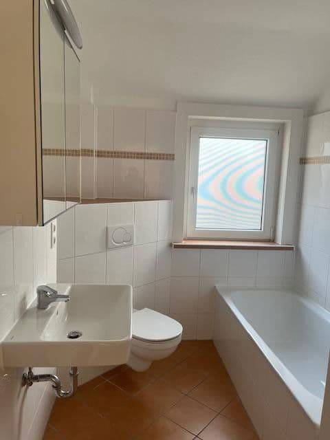 3 bedroom flat to rent, 81 m², Nibourstaße 9, Hamelin, Lower Saxony 3 bedroom flat to rent, 81 m², Nibourstaße 9, Hamelin, Lower Saxony