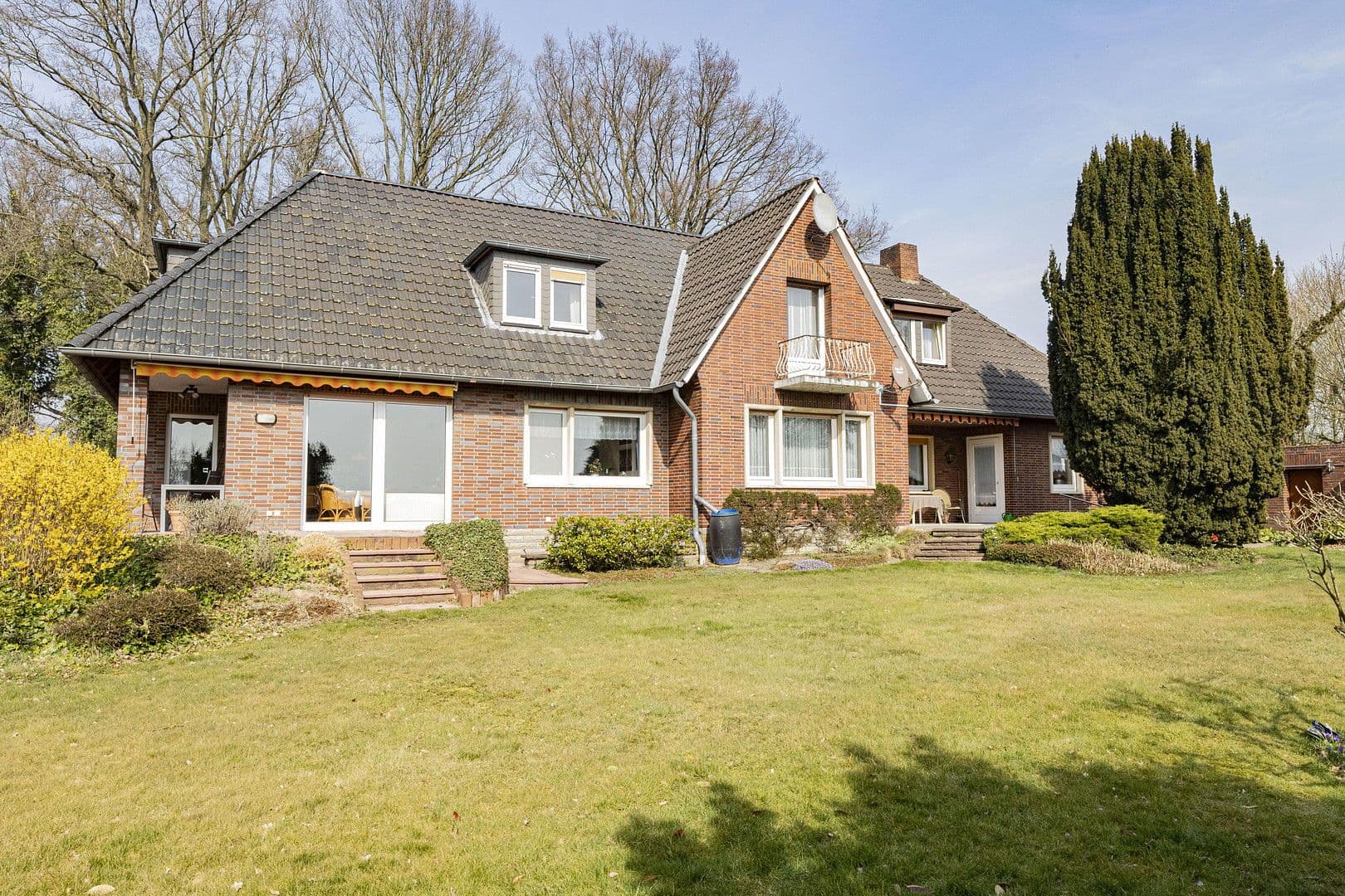 house for sale, 258 m², Petershagen, North Rhine-Westphalia house for sale, 258 m², Petershagen, North Rhine-Westphalia