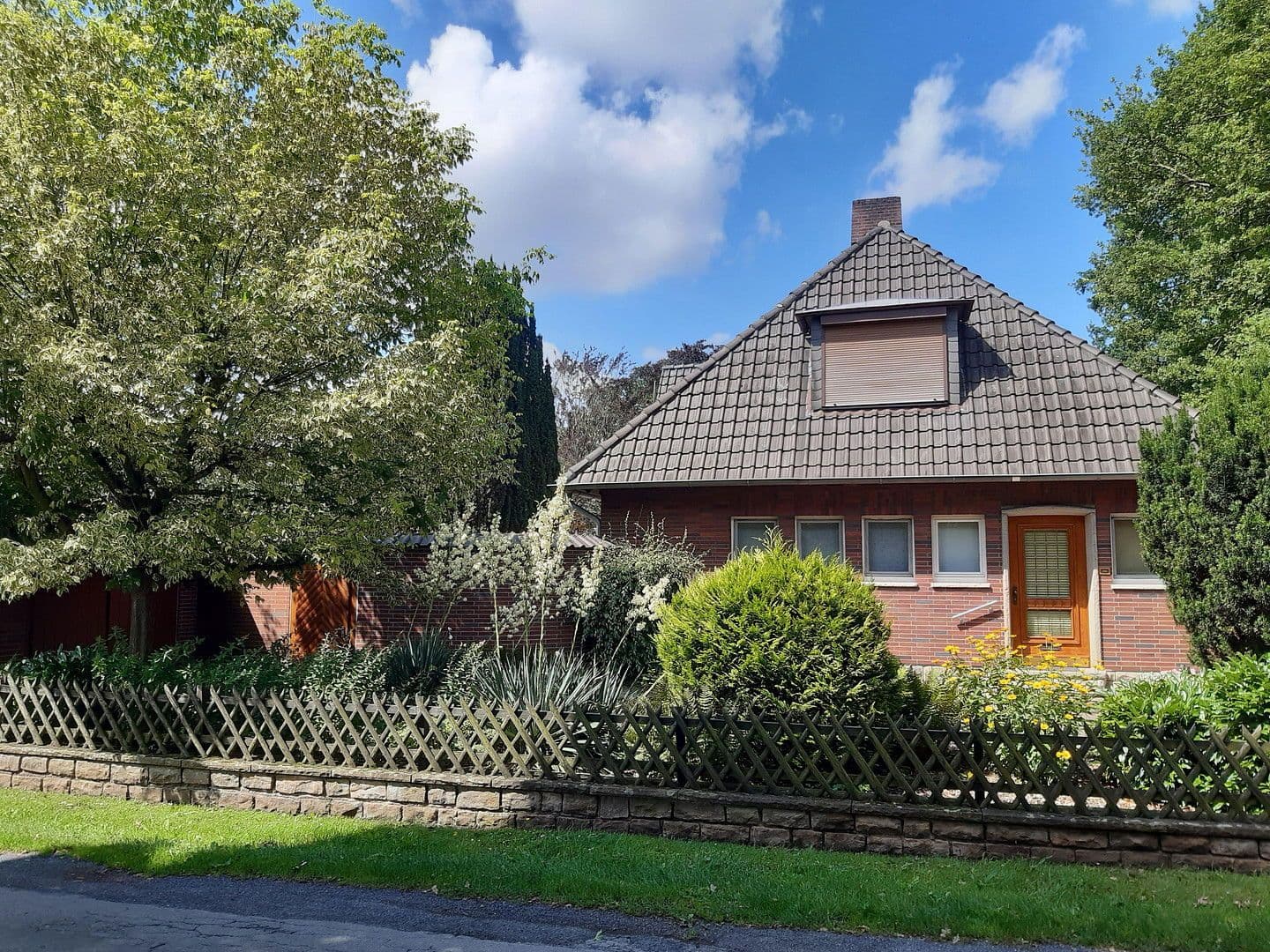 house for sale, 258 m², Petershagen, North Rhine-Westphalia house for sale, 258 m², Petershagen, North Rhine-Westphalia