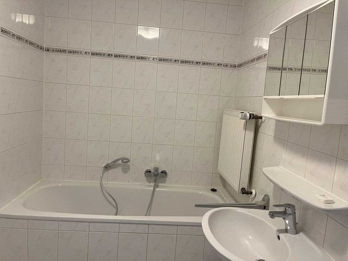 2 bedroom flat to rent, 65 m², Bonn Beuel Holzlar, North Rhine-Westphalia 2 bedroom flat to rent, 65 m², Bonn Beuel Holzlar, North Rhine-Westphalia