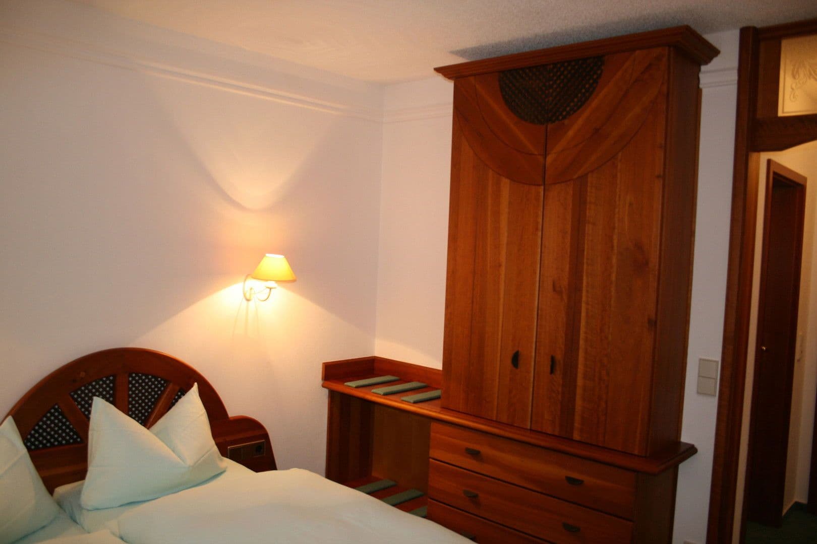 non-residential property for sale, 1,799 m², Wernesgrüner Straße 39 d, Rodewisch, Saxony non-residential property for sale, 1,799 m², Wernesgrüner Straße 39 d, Rodewisch, Saxony