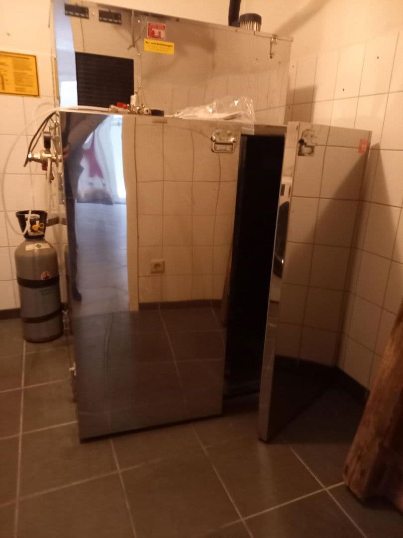 non-residential property for sale, 1,799 m², Wernesgrüner Straße 39 d, Rodewisch, Saxony non-residential property for sale, 1,799 m², Wernesgrüner Straße 39 d, Rodewisch, Saxony