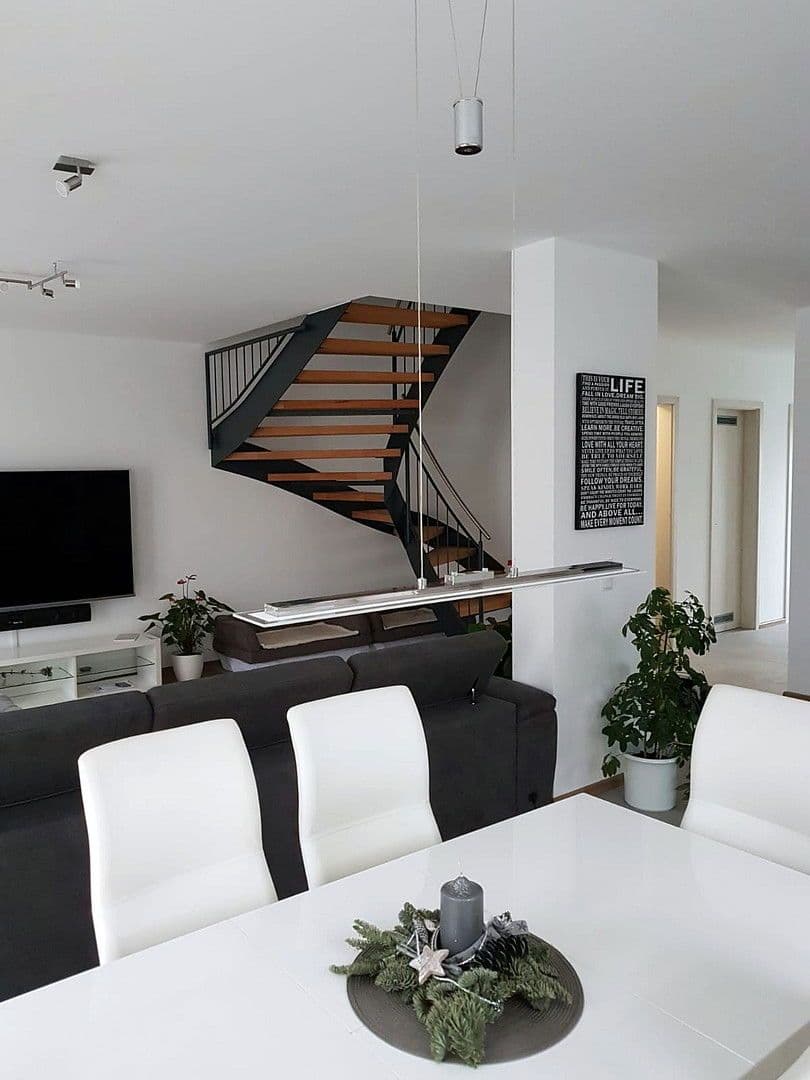 house to rent, 130 m², Kerntner Ring 23, Frensdorf, Bavaria house to rent, 130 m², Kerntner Ring 23, Frensdorf, Bavaria