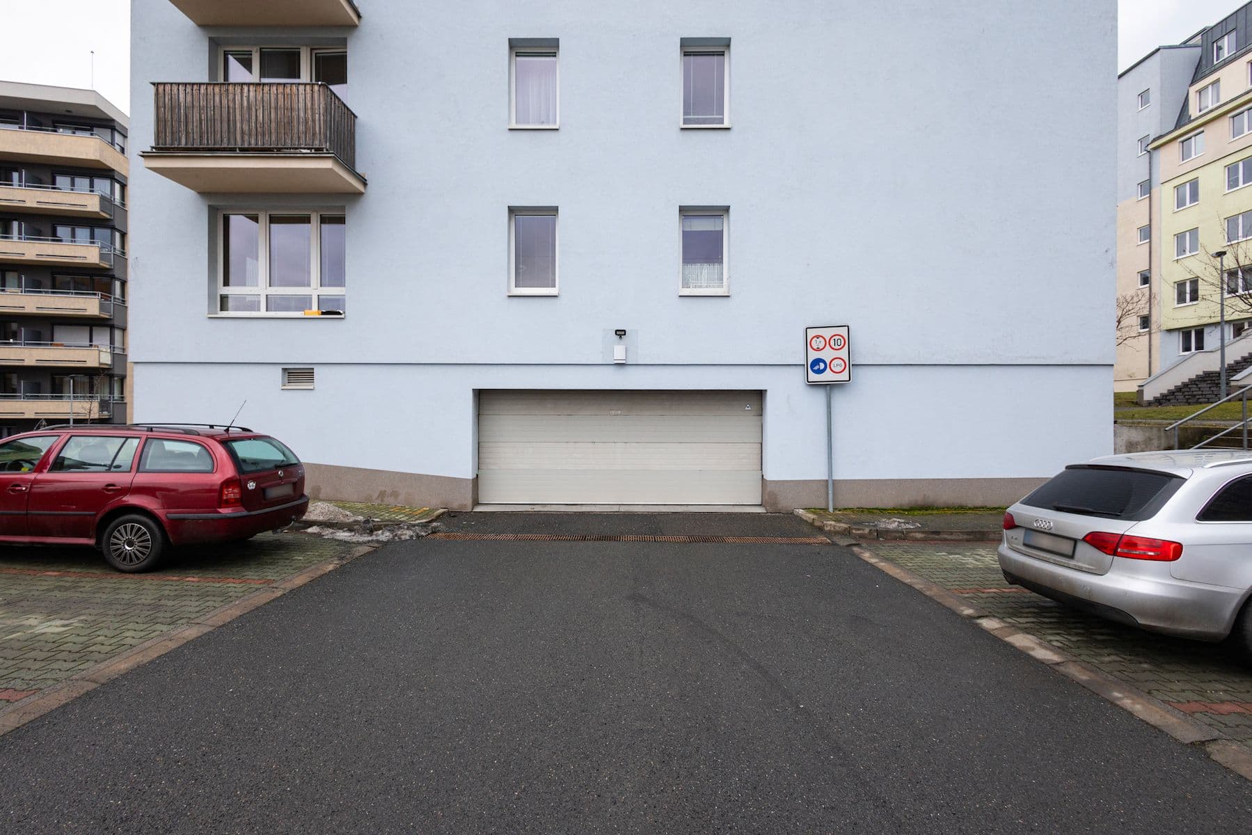 1 bedroom with open-plan kitchen flat for sale, 75 m², Šternovská, Prague, Prague 1 bedroom with open-plan kitchen flat for sale, 75 m², Šternovská, Prague, Prague