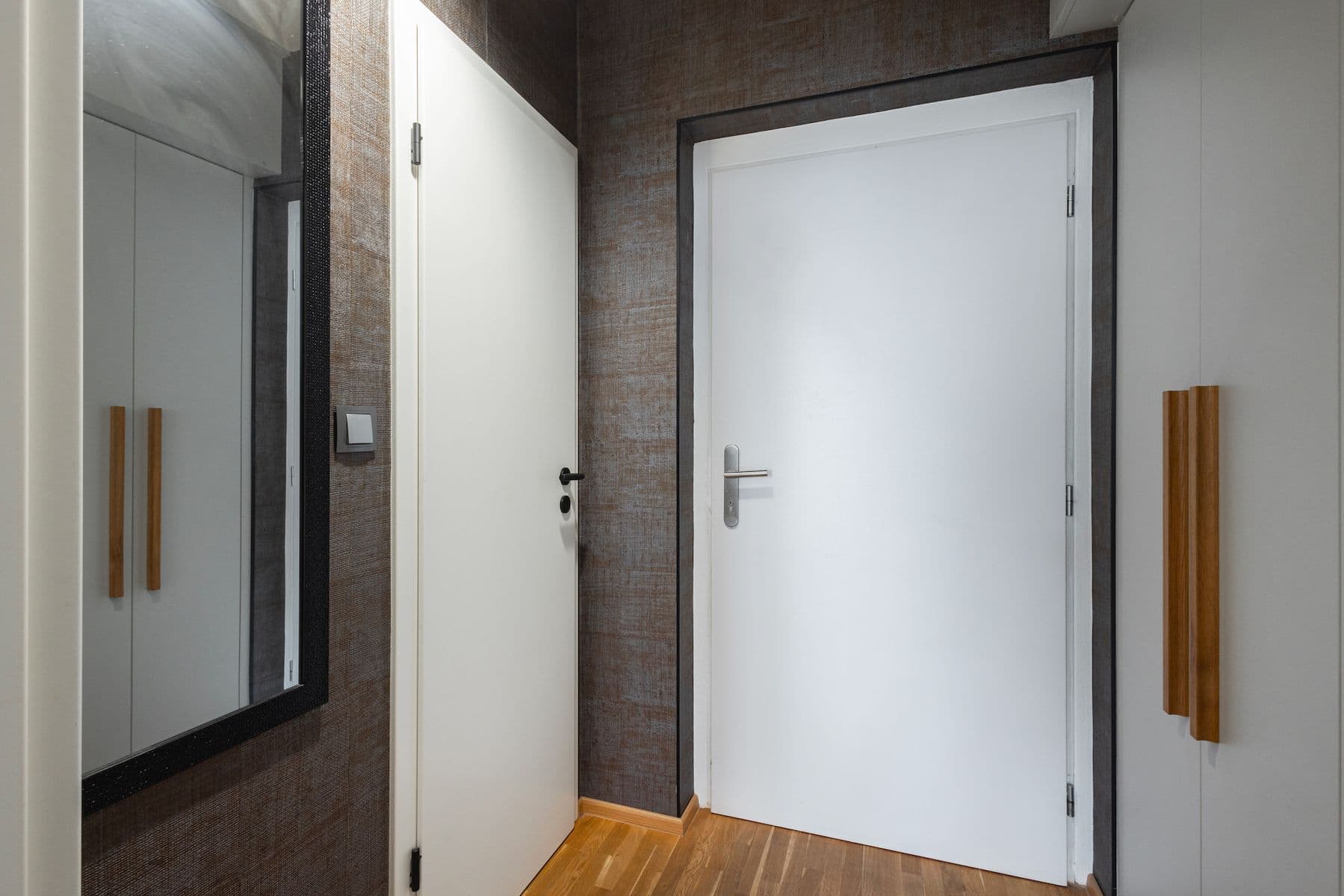 1 bedroom with open-plan kitchen flat for sale, 75 m², Šternovská, Prague, Prague 1 bedroom with open-plan kitchen flat for sale, 75 m², Šternovská, Prague, Prague