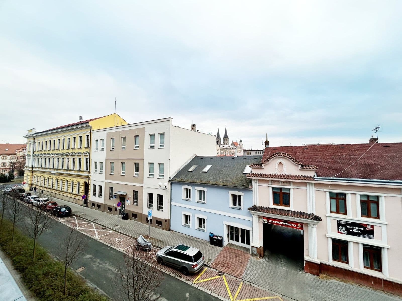 2 bedroom with open-plan kitchen flat to rent, 83 m², Václavská, Kolín, Středočeský Region 2 bedroom with open-plan kitchen flat to rent, 83 m², Václavská, Kolín, Středočeský Region