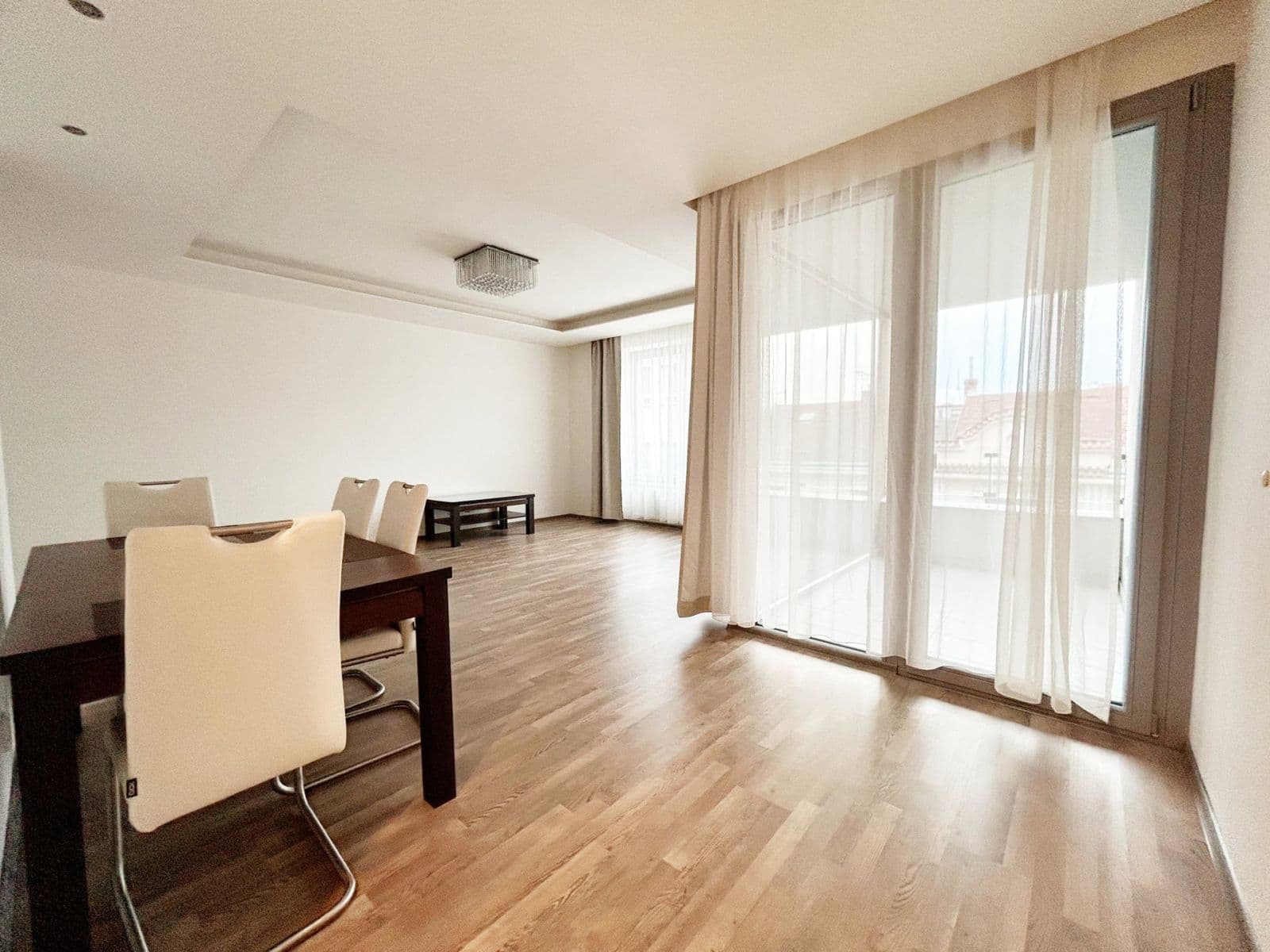 2 bedroom with open-plan kitchen flat to rent, 83 m², Václavská, Kolín, Středočeský Region 2 bedroom with open-plan kitchen flat to rent, 83 m², Václavská, Kolín, Středočeský Region