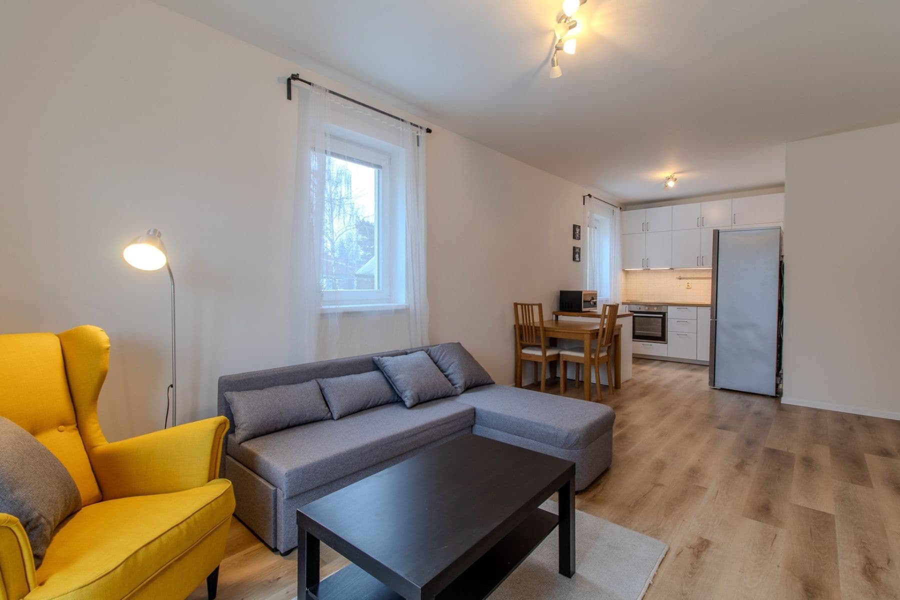 1 bedroom with open-plan kitchen flat to rent, 54 m², V dolině, Prague, Prague 1 bedroom with open-plan kitchen flat to rent, 54 m², V dolině, Prague, Prague