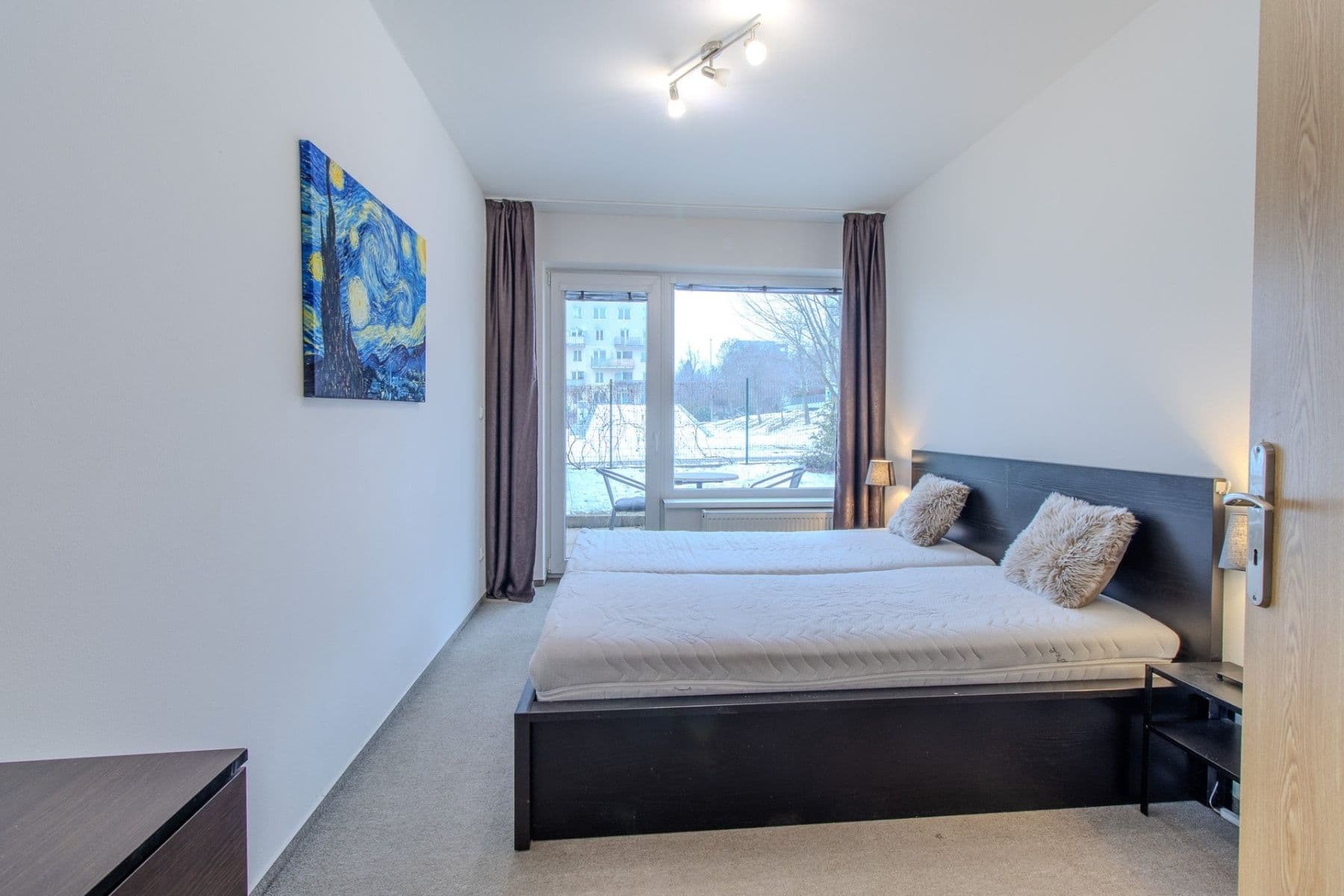 1 bedroom with open-plan kitchen flat to rent, 54 m², V dolině, Prague, Prague 1 bedroom with open-plan kitchen flat to rent, 54 m², V dolině, Prague, Prague