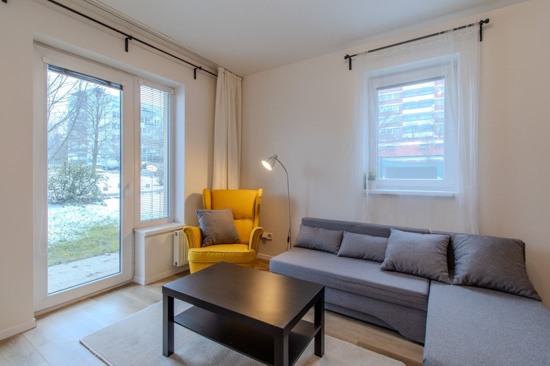 1 bedroom with open-plan kitchen flat to rent, 54 m², V dolině, Prague, Prague 1 bedroom with open-plan kitchen flat to rent, 54 m², V dolině, Prague, Prague