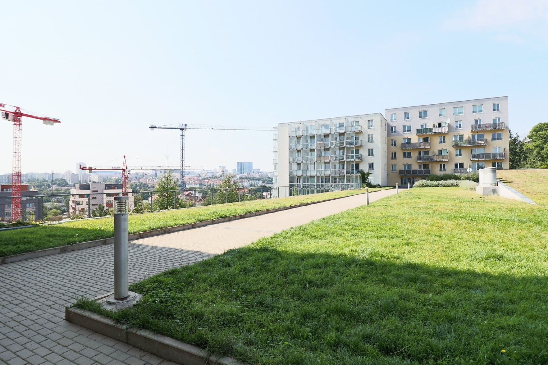 1 bedroom with open-plan kitchen flat to rent, 54 m², V dolině, Prague, Prague 1 bedroom with open-plan kitchen flat to rent, 54 m², V dolině, Prague, Prague