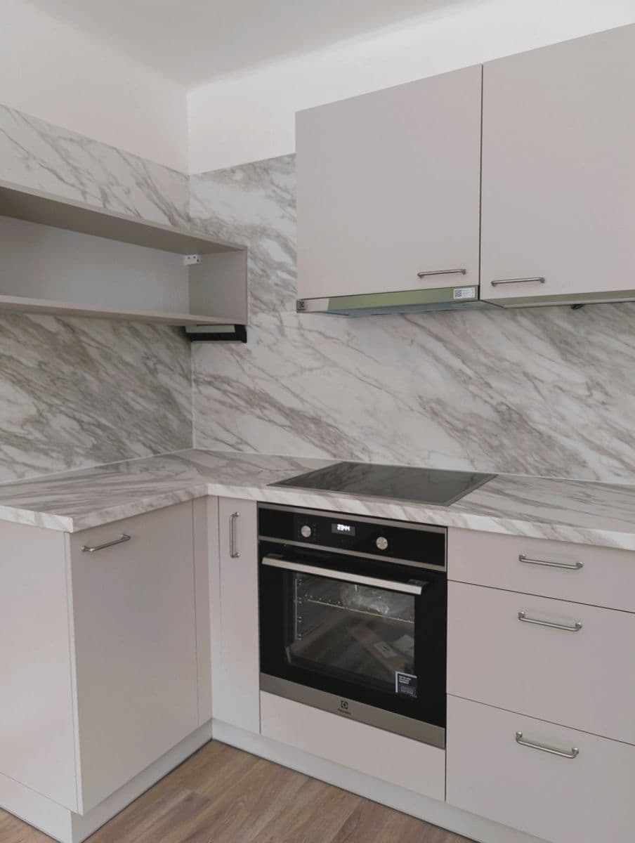 2 bedroom with open-plan kitchen flat to rent, 58 m², Nad Bořislavkou, Prague, Prague 2 bedroom with open-plan kitchen flat to rent, 58 m², Nad Bořislavkou, Prague, Prague