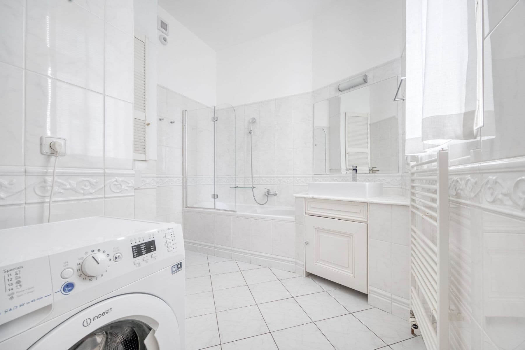 3 bedroom flat to rent, 120 m², Truhlářská, Prague, Prague 3 bedroom flat to rent, 120 m², Truhlářská, Prague, Prague