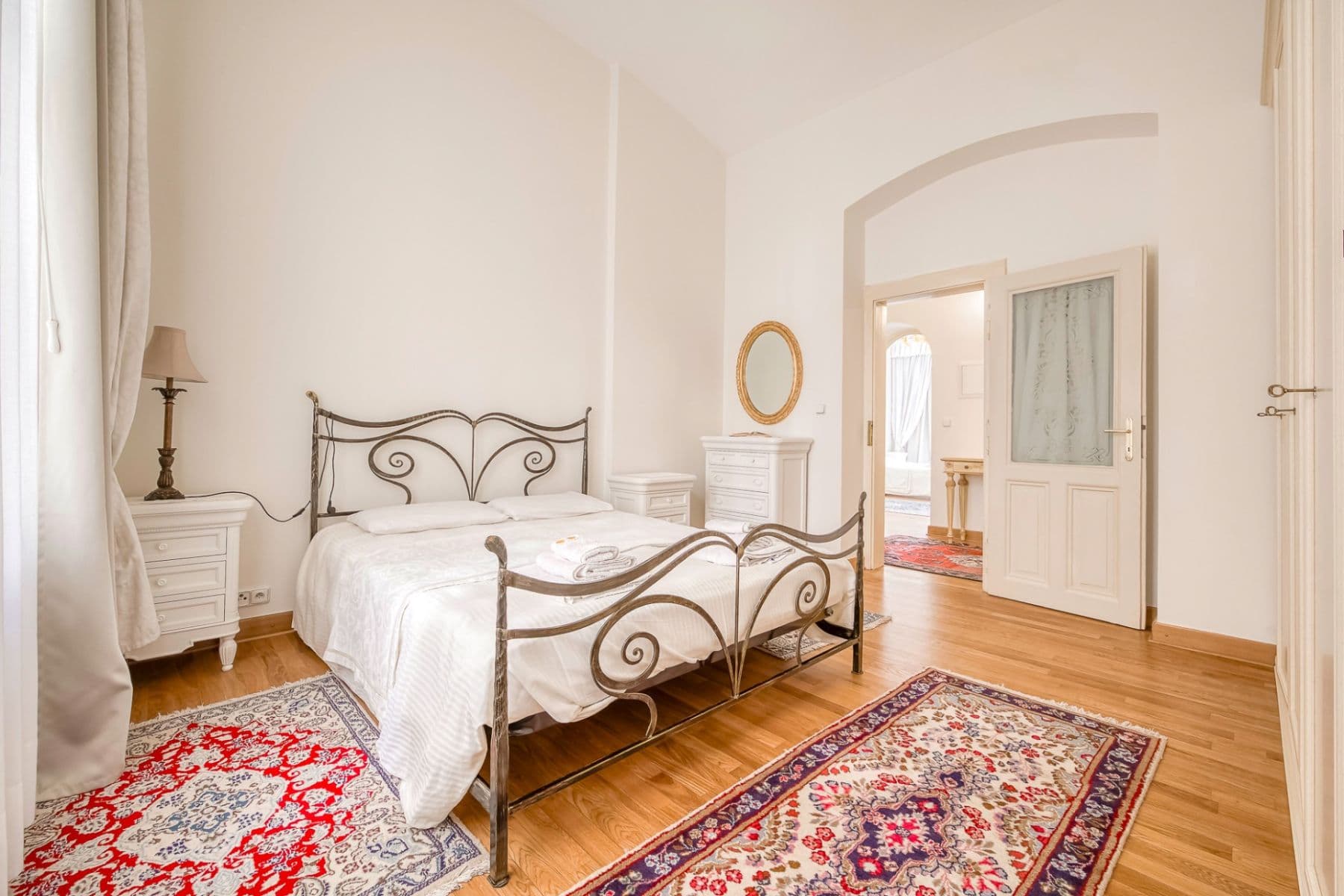 3 bedroom flat to rent, 120 m², Truhlářská, Prague, Prague 3 bedroom flat to rent, 120 m², Truhlářská, Prague, Prague