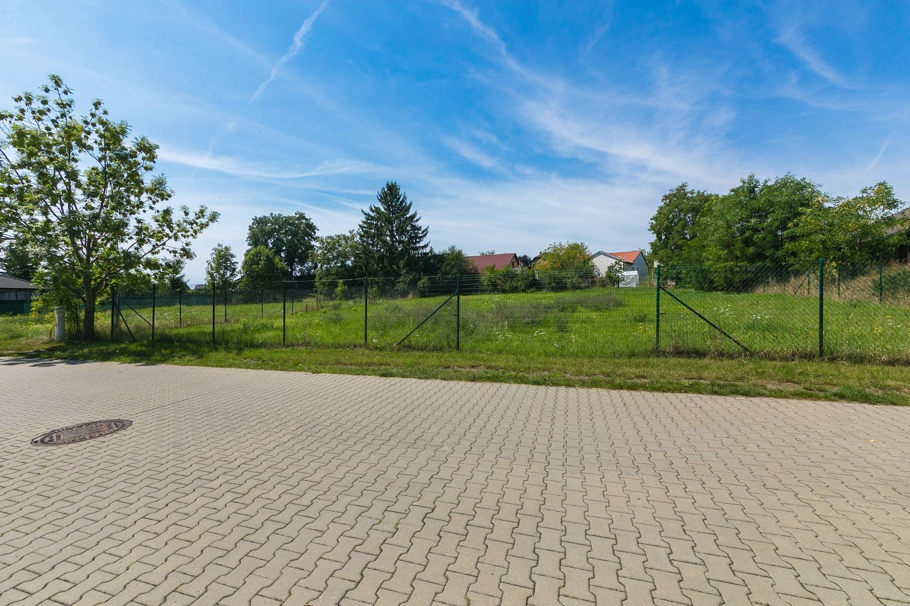 plot for sale, 1,240 m², Květinová, Čakovičky, Středočeský Region plot for sale, 1,240 m², Květinová, Čakovičky, Středočeský Region