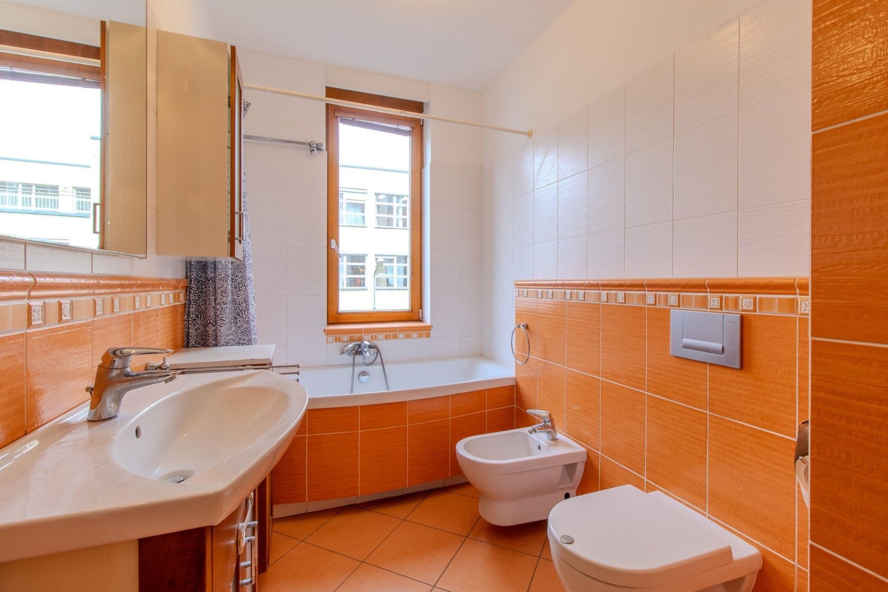 2 bedroom with open-plan kitchen flat to rent, 85 m², Jeseniova, Prague, Prague 2 bedroom with open-plan kitchen flat to rent, 85 m², Jeseniova, Prague, Prague