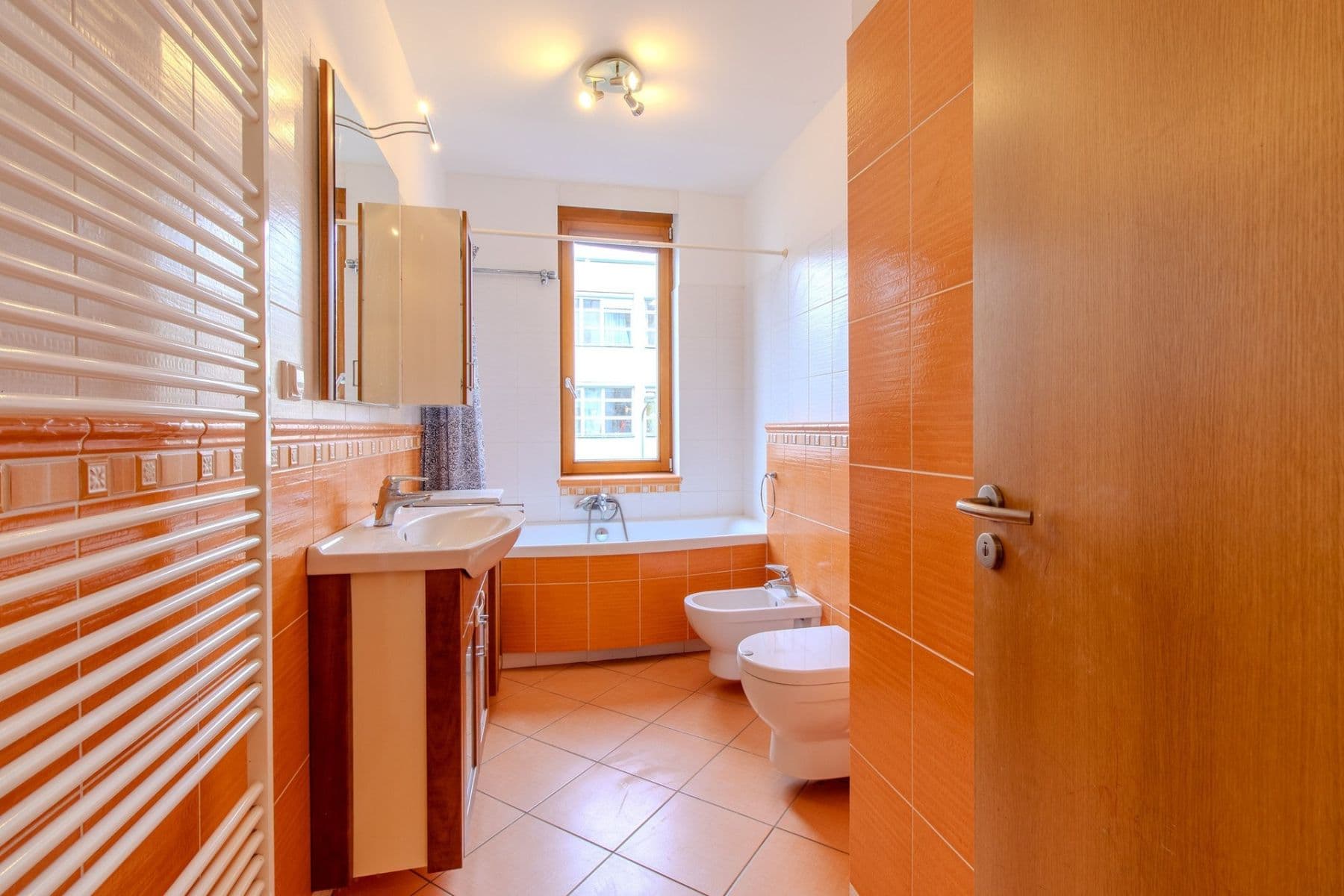 2 bedroom with open-plan kitchen flat to rent, 85 m², Jeseniova, Prague, Prague 2 bedroom with open-plan kitchen flat to rent, 85 m², Jeseniova, Prague, Prague