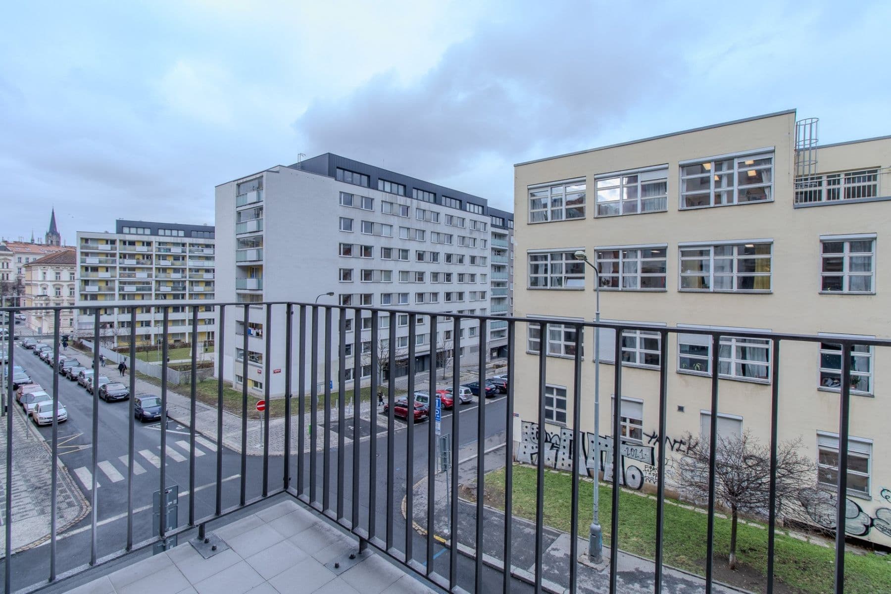 2 bedroom with open-plan kitchen flat to rent, 85 m², Jeseniova, Prague, Prague 2 bedroom with open-plan kitchen flat to rent, 85 m², Jeseniova, Prague, Prague