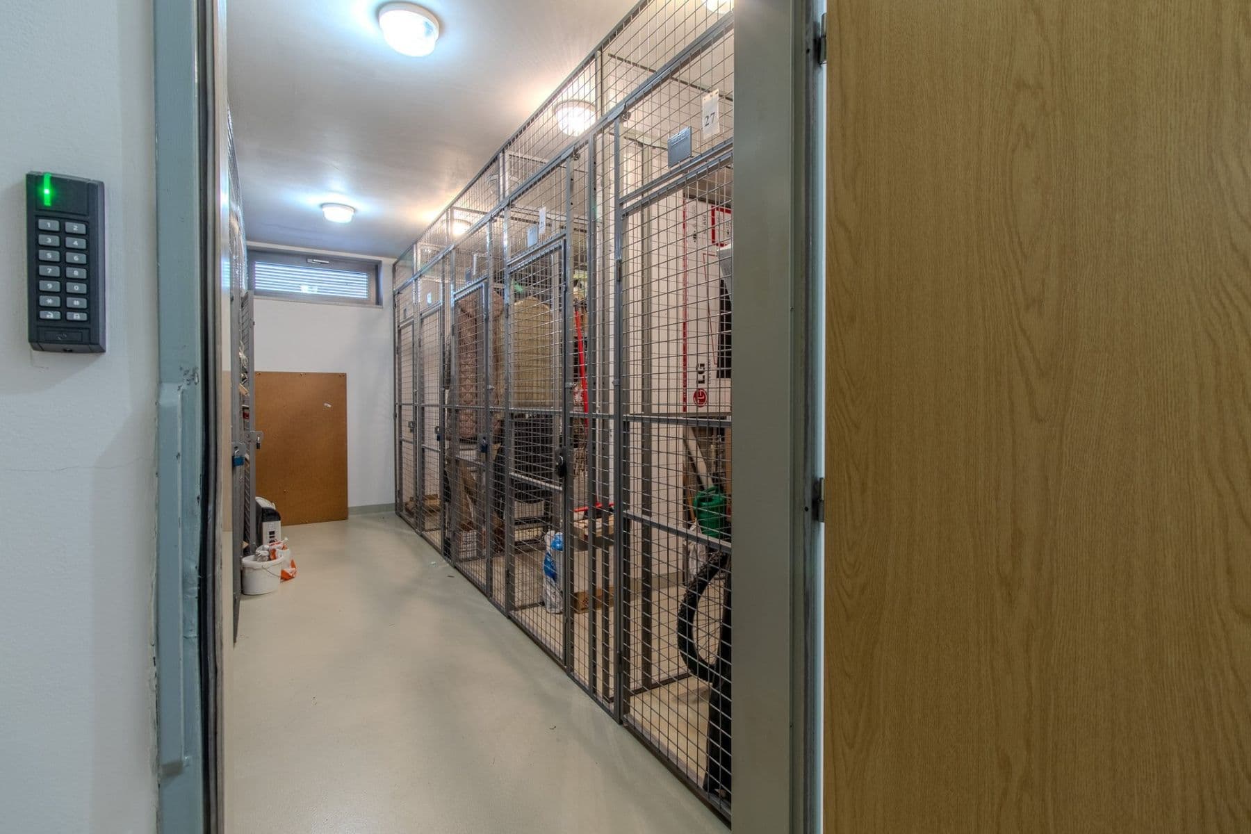 2 bedroom with open-plan kitchen flat to rent, 85 m², Jeseniova, Prague, Prague 2 bedroom with open-plan kitchen flat to rent, 85 m², Jeseniova, Prague, Prague