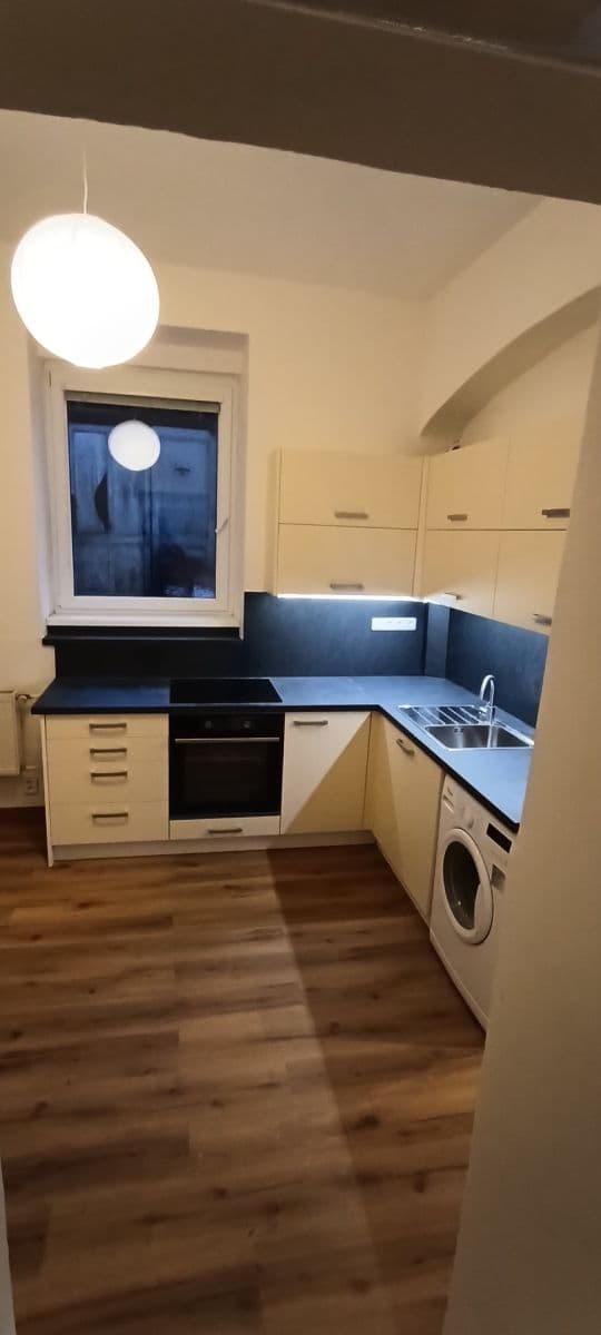 2 bedroom flat to rent, 48 m², Kozácká, Prague, Prague 2 bedroom flat to rent, 48 m², Kozácká, Prague, Prague