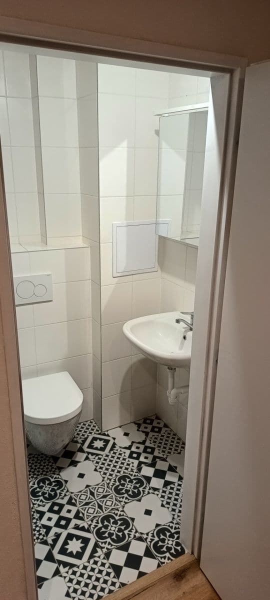 2 bedroom flat to rent, 48 m², Kozácká, Prague, Prague 2 bedroom flat to rent, 48 m², Kozácká, Prague, Prague