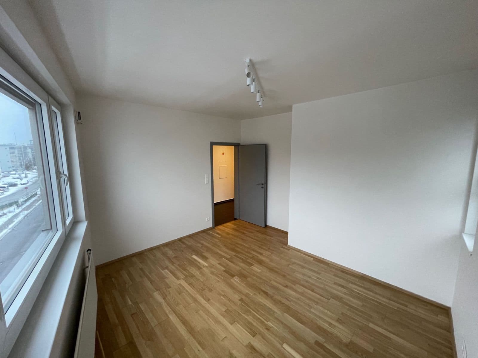 2 bedroom with open-plan kitchen flat to rent, 91 m², Pod Stolovou horou, Prague, Prague 2 bedroom with open-plan kitchen flat to rent, 91 m², Pod Stolovou horou, Prague, Prague