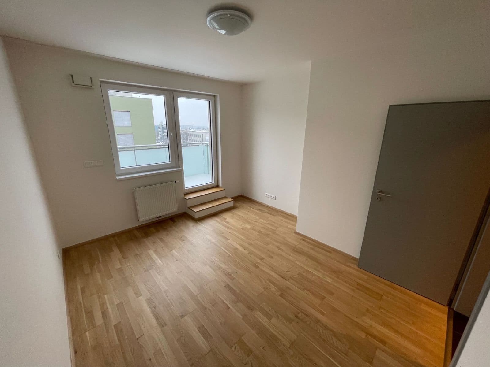 2 bedroom with open-plan kitchen flat to rent, 91 m², Pod Stolovou horou, Prague, Prague 2 bedroom with open-plan kitchen flat to rent, 91 m², Pod Stolovou horou, Prague, Prague