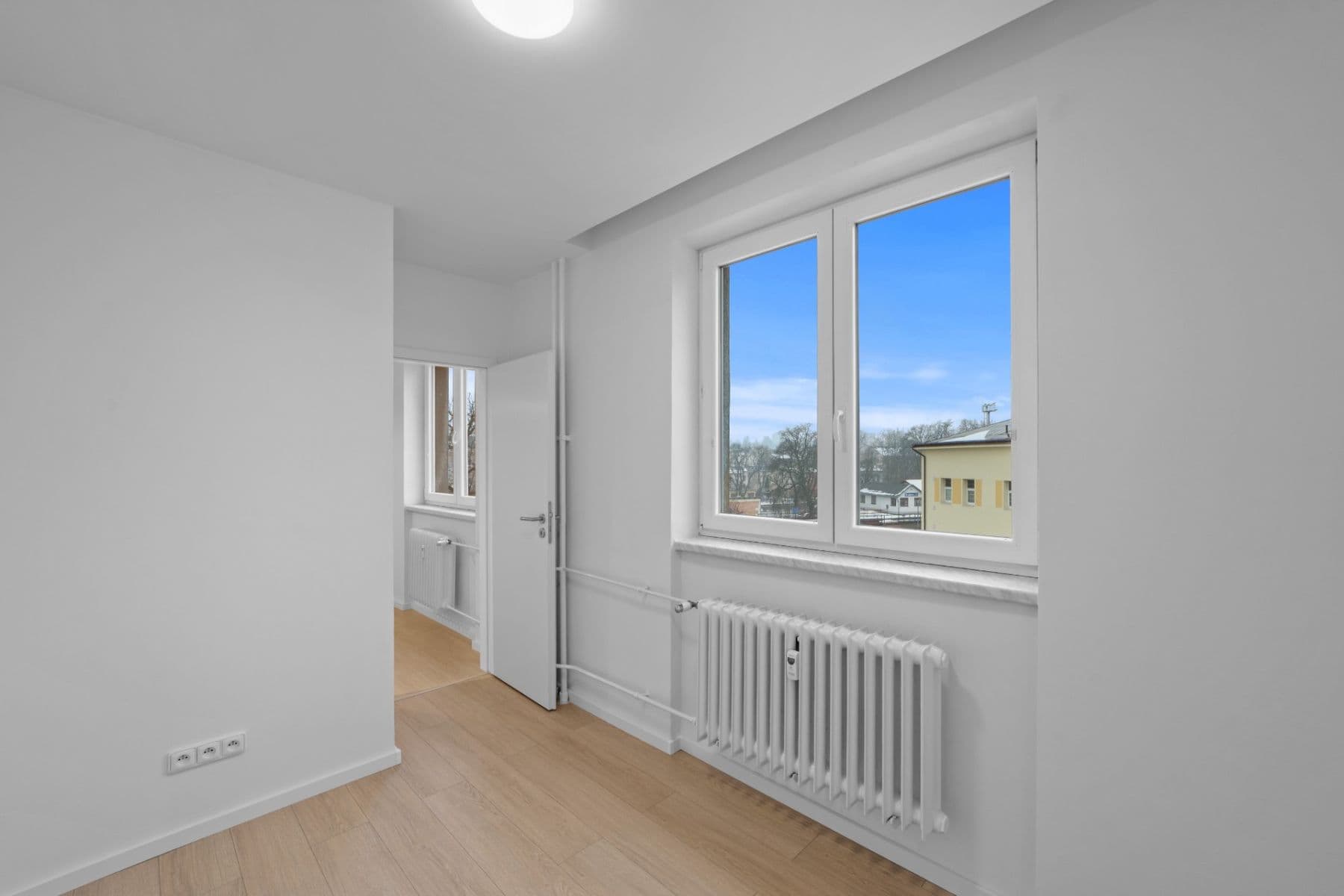 2 bedroom with open-plan kitchen flat to rent, 52 m², Národní, Trutnov, Královéhradecký Region 2 bedroom with open-plan kitchen flat to rent, 52 m², Národní, Trutnov, Královéhradecký Region