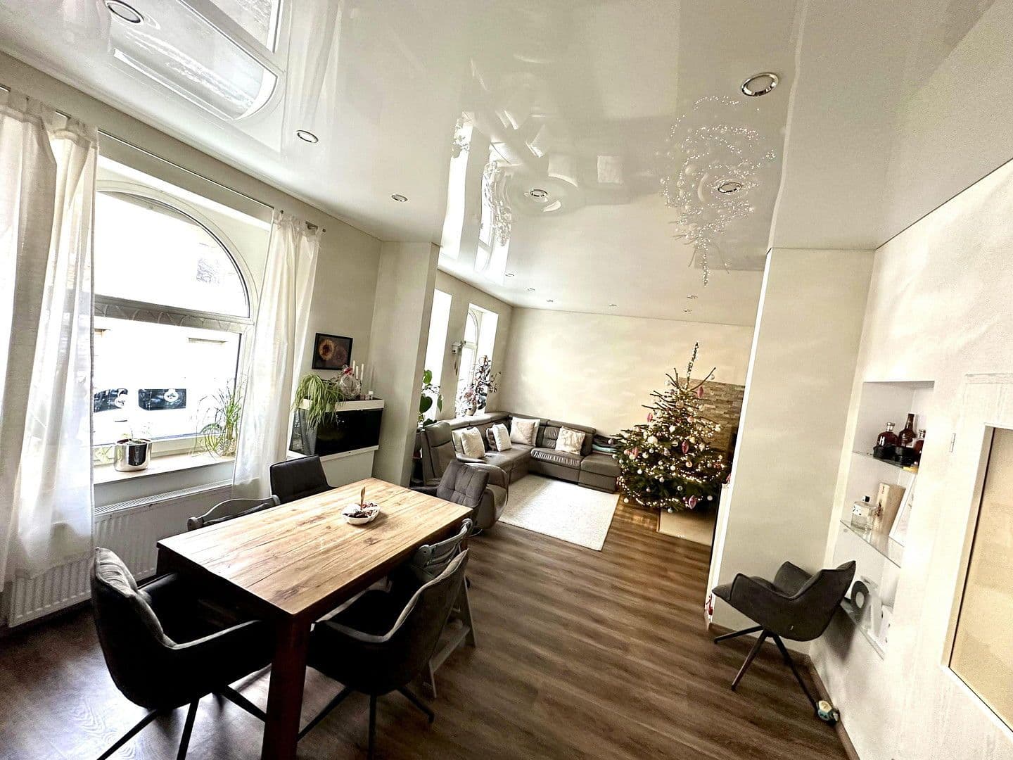 2 bedroom with open-plan kitchen flat for sale, 93 m², Essen, North Rhine-Westphalia 2 bedroom with open-plan kitchen flat for sale, 93 m², Essen, North Rhine-Westphalia