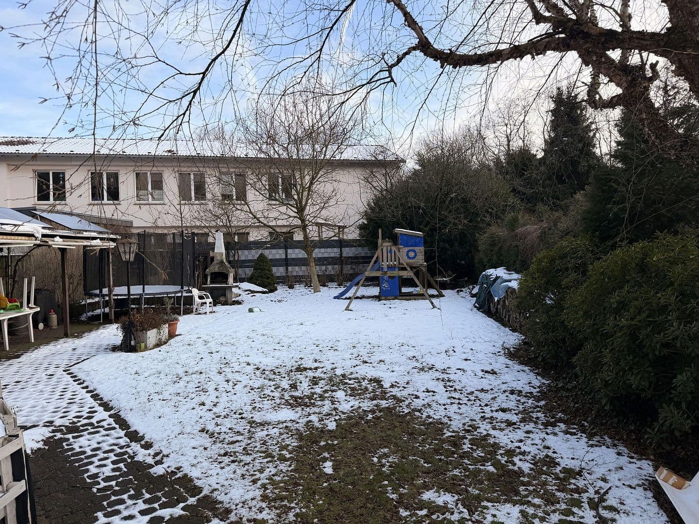 2 bedroom with open-plan kitchen flat for sale, 93 m², Essen, North Rhine-Westphalia 2 bedroom with open-plan kitchen flat for sale, 93 m², Essen, North Rhine-Westphalia