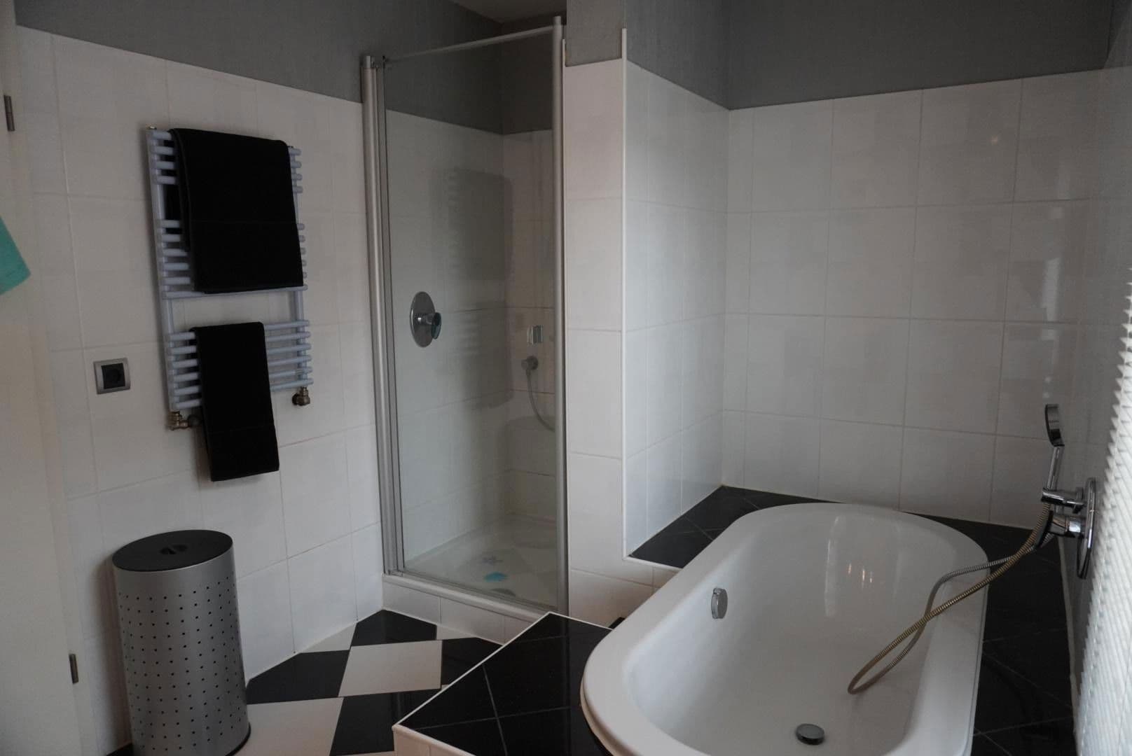 house for sale, 147 m², Gladbacher Straße 280, Neuss, North Rhine-Westphalia house for sale, 147 m², Gladbacher Straße 280, Neuss, North Rhine-Westphalia