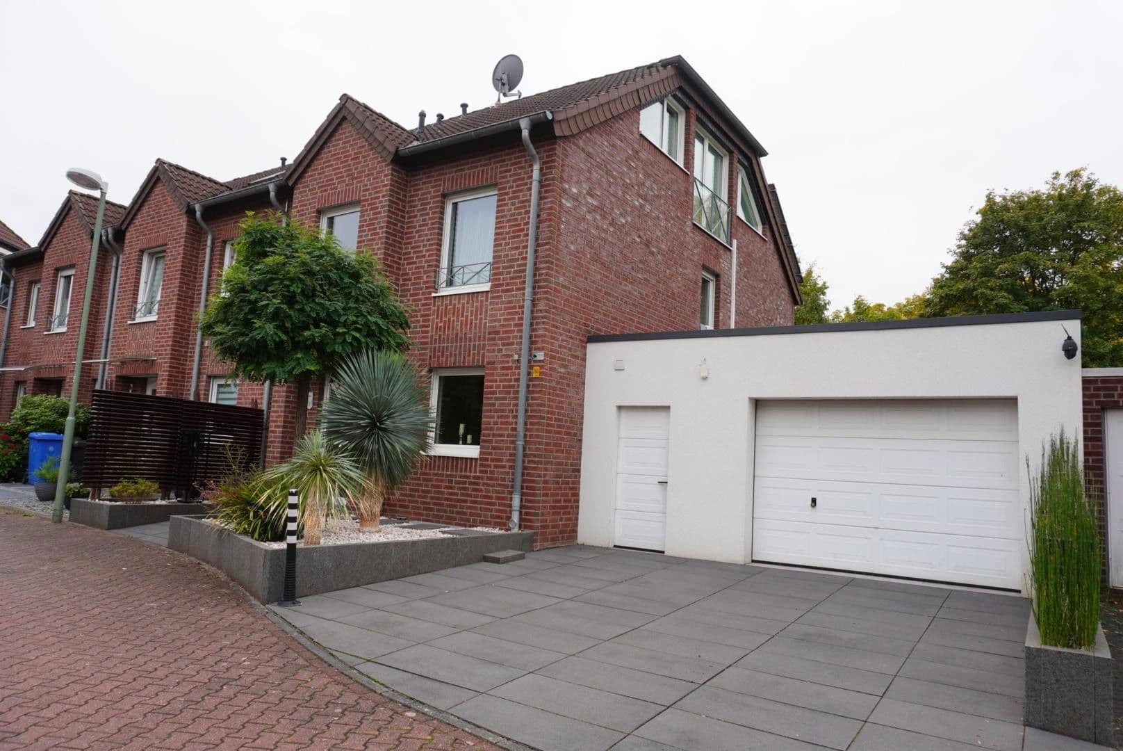 house for sale, 147 m², Gladbacher Straße 280, Neuss, North Rhine-Westphalia house for sale, 147 m², Gladbacher Straße 280, Neuss, North Rhine-Westphalia