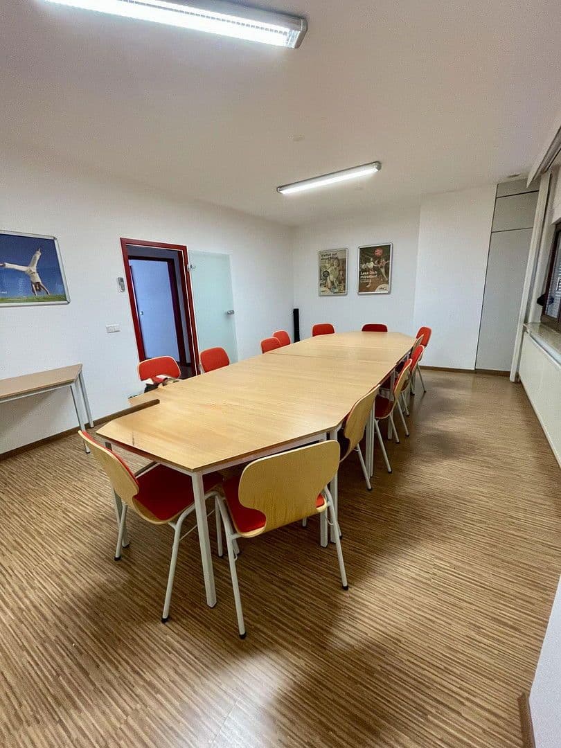 office to rent, 110 m², Austraße 17, Öhringen, Baden-Württemberg office to rent, 110 m², Austraße 17, Öhringen, Baden-Württemberg