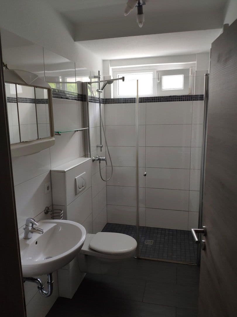 1 bedroom flat to rent, 30 m², Untergrünewalder Straße 28, Wuppertal, North Rhine-Westphalia 1 bedroom flat to rent, 30 m², Untergrünewalder Straße 28, Wuppertal, North Rhine-Westphalia