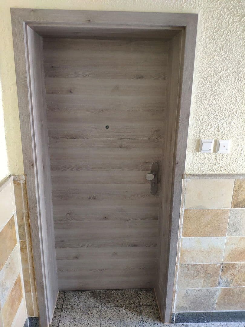 1 bedroom flat to rent, 30 m², Untergrünewalder Straße 28, Wuppertal, North Rhine-Westphalia 1 bedroom flat to rent, 30 m², Untergrünewalder Straße 28, Wuppertal, North Rhine-Westphalia