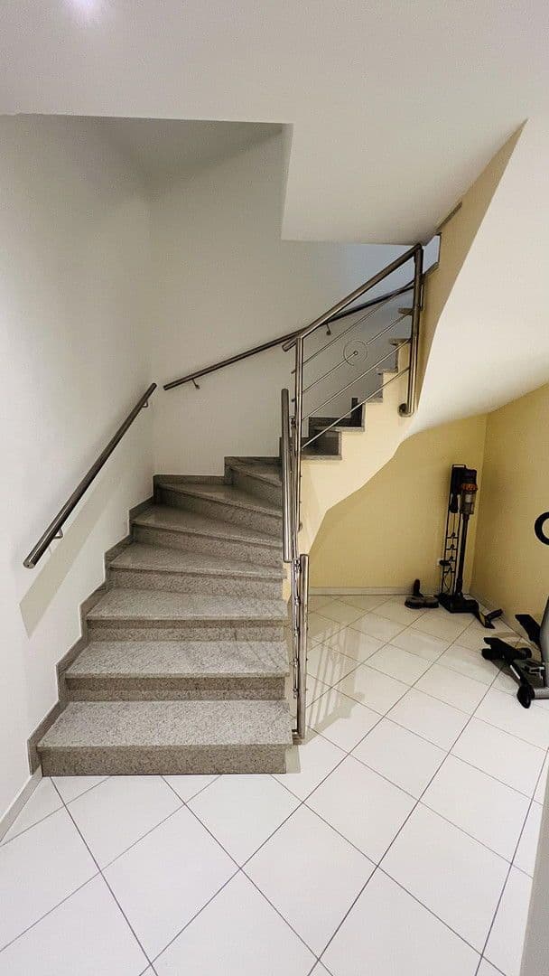 7 bedroom flat to rent, 266 m², Indianapolisstr.62, Köln, North Rhine-Westphalia 7 bedroom flat to rent, 266 m², Indianapolisstr.62, Köln, North Rhine-Westphalia