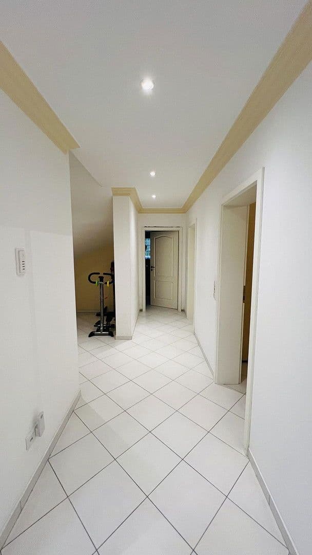 7 bedroom flat to rent, 266 m², Indianapolisstr.62, Köln, North Rhine-Westphalia 7 bedroom flat to rent, 266 m², Indianapolisstr.62, Köln, North Rhine-Westphalia