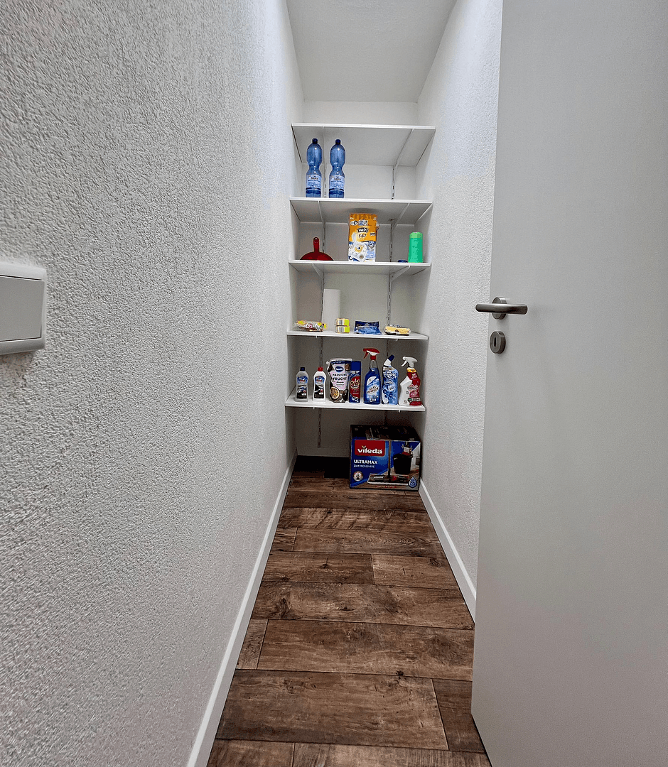 4 bedroom flat to rent, 100 m², Am Europakanal 36, Erlangen, Bavaria 4 bedroom flat to rent, 100 m², Am Europakanal 36, Erlangen, Bavaria