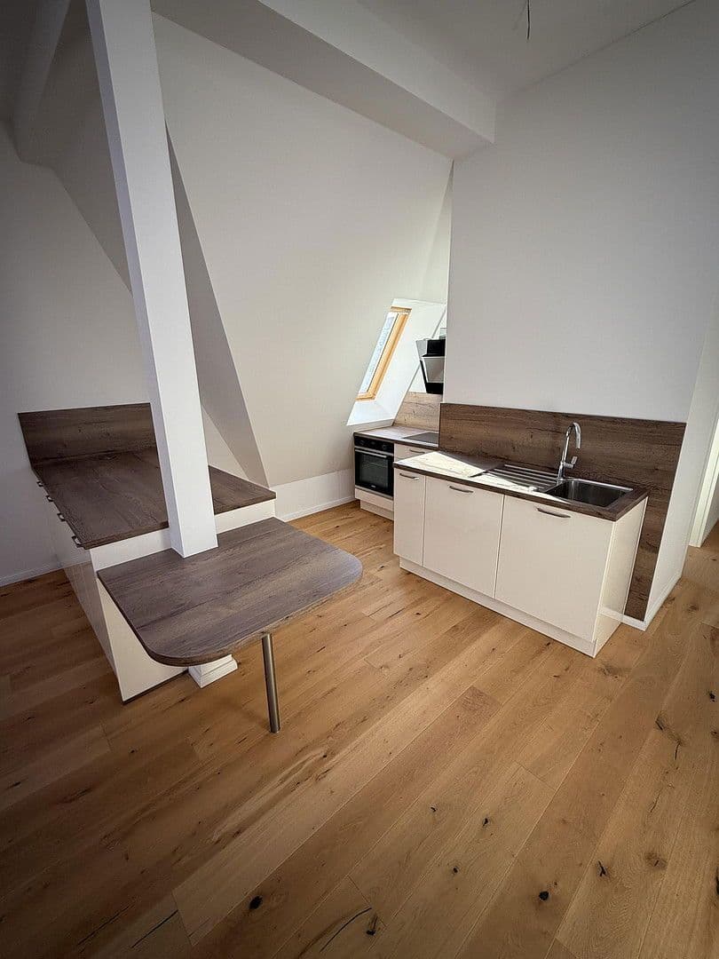 3 bedroom flat to rent, 99 m², Blissestraße, Berlin, Berlin 3 bedroom flat to rent, 99 m², Blissestraße, Berlin, Berlin