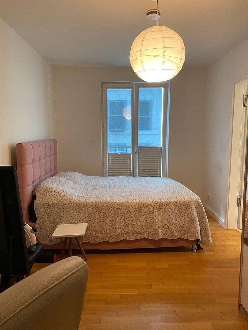 3 bedroom flat to rent, 100 m², Düsseldorf, North Rhine-Westphalia 3 bedroom flat to rent, 100 m², Düsseldorf, North Rhine-Westphalia